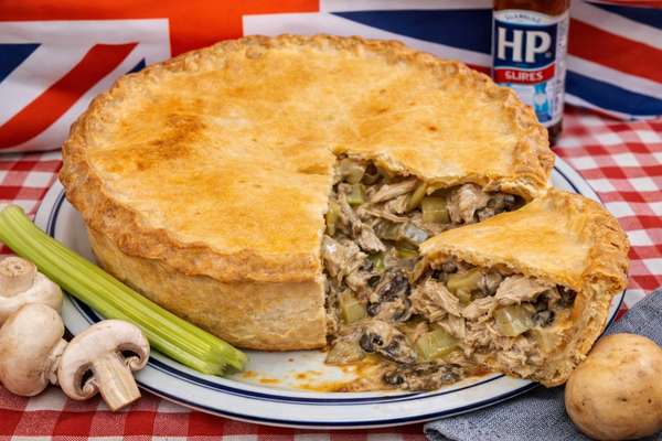 LARGE Chicken & Mushroom Pie - Mader to order - 48h